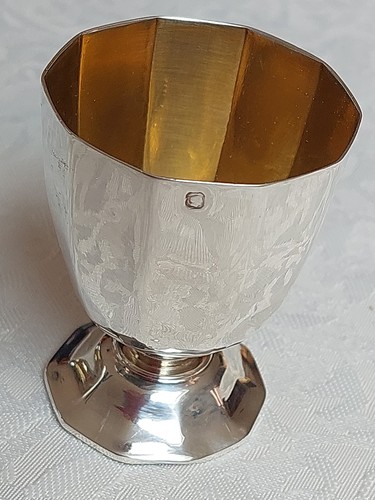 Rarität eierbecher art - eierbecher,,
