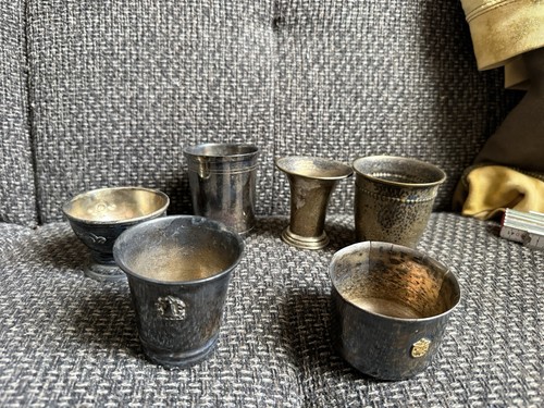 Alte becher metall - 6,