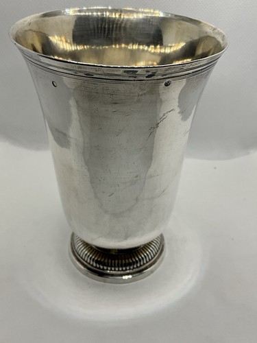 Massiver fußbecher - fußbecher, /